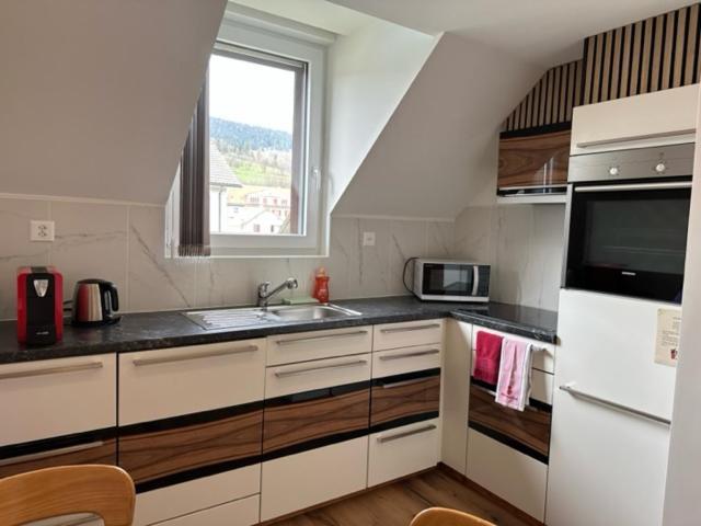 Studio Cosy Au Centre De Couvet ภายนอก รูปภาพ