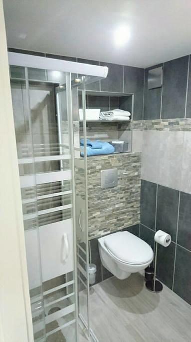 Studio Cosy Au Centre De Couvet ภายนอก รูปภาพ